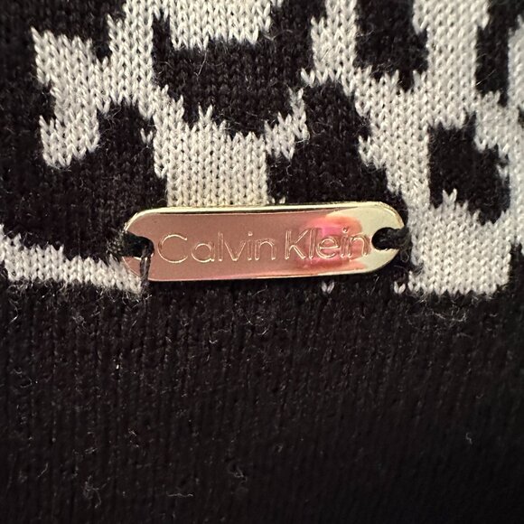 Calvin Klien Animal Print Back and White Women's M Long Sleeve Sweater - Picture 4 of 6